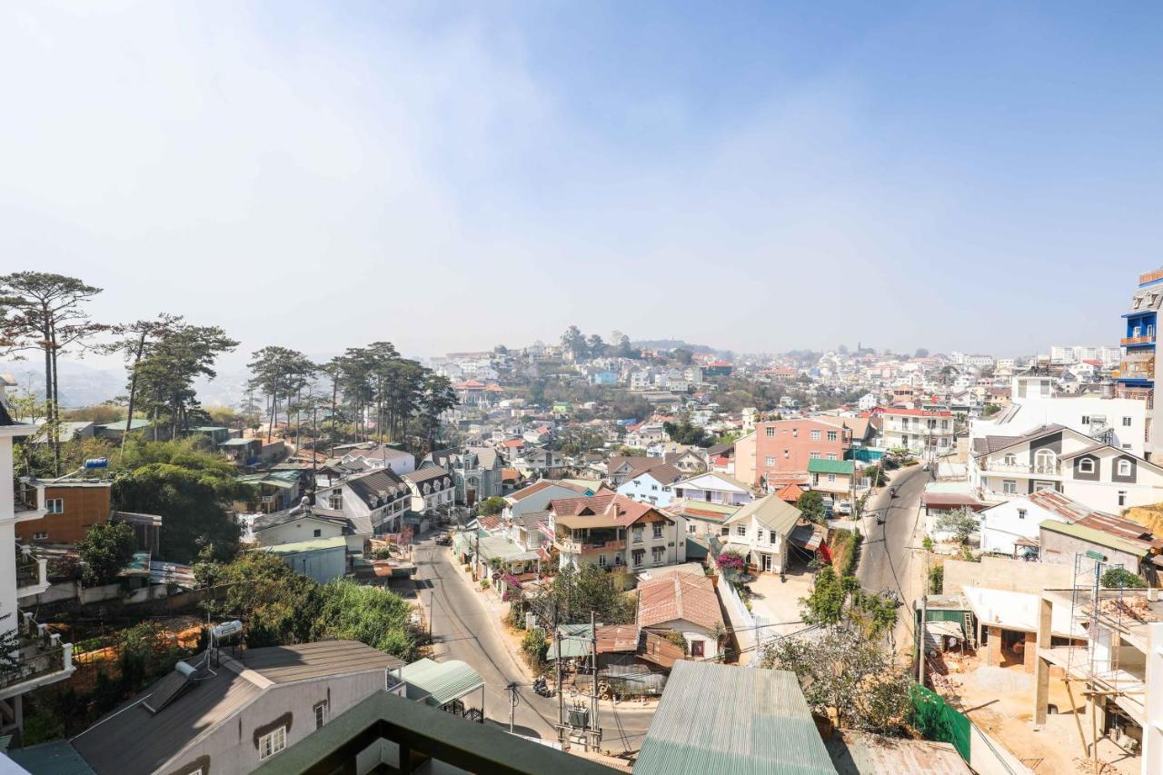 Dinh Cat Hotel Dalat Екстериор снимка
